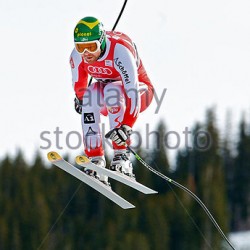 dec-05-2009-beaver-creek-colorado-usa-klaus-kroell-aut-sores-through-cdgap3